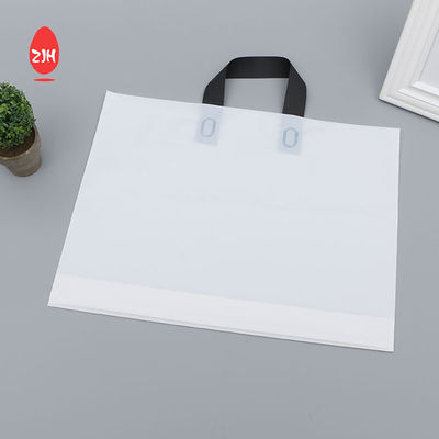L'emballage de cadeaux d'emballage de vêtements de HDPE met en sac le sac fourre-tout en plastique d'achats